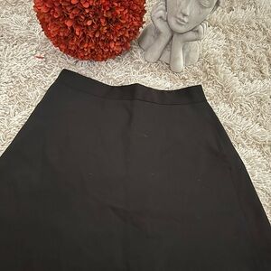 Elegant Black Women's Skirt